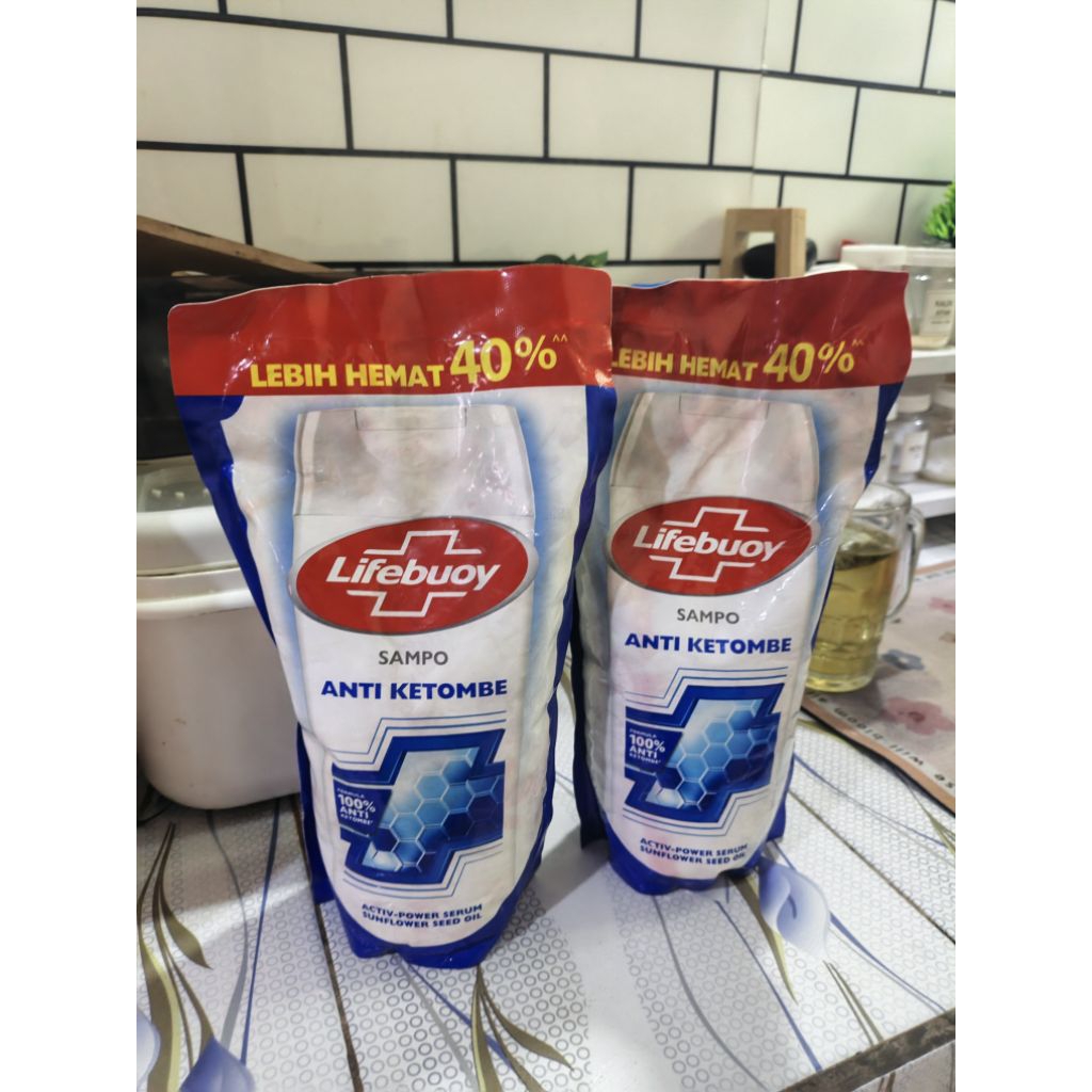 Shampoo Lifebuoy 900ml Refill Biru Anti Ketombe