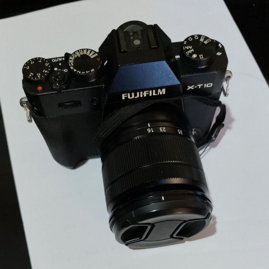 camera mirrorless Fujifilm XT10 X T10 include lensa fujinon aspherical lens super ebc xc 16 50mm sec