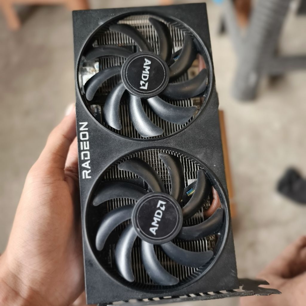 RX 6600XT Power Color fighter No display