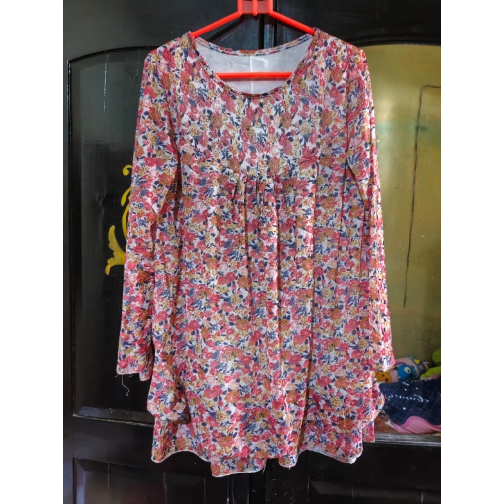 preloved blouse bunga bunga