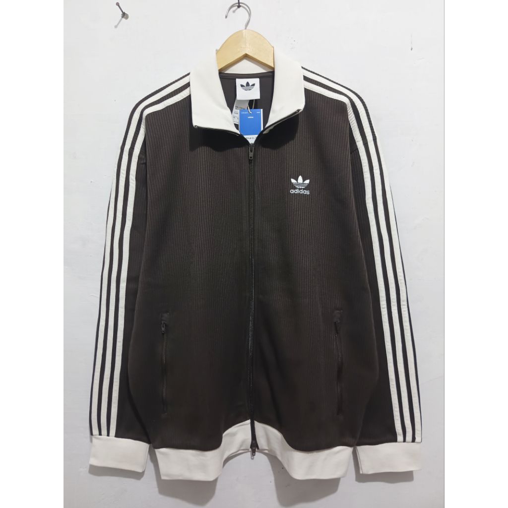 Tracktop Adidas Waffle Classic.