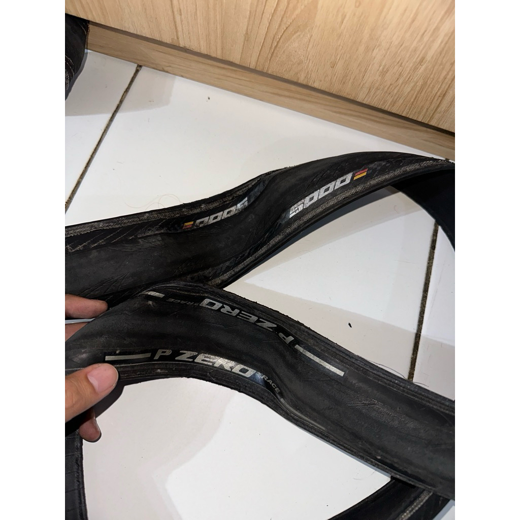 Ban Pirelli P Zero Roadbike 700c x 28