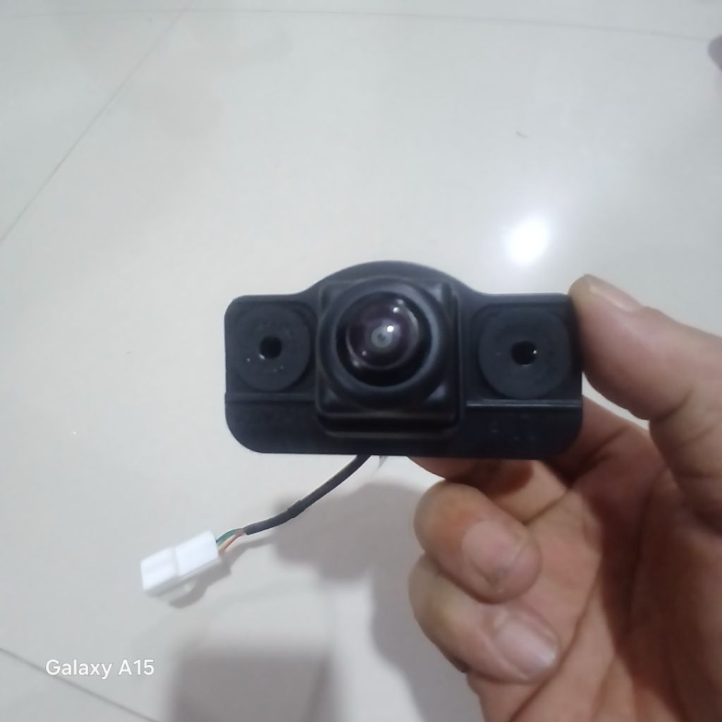CAMERA PAKIR BAGIAN BELAKANG MOBIL MITSUBISHI EXVANDER  CROSS , PAJERO SPORT ORIGINAL