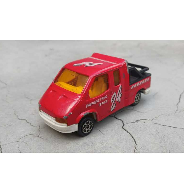 Majorette Ford Transit Tug Towing Merah Loose Junk Vintage