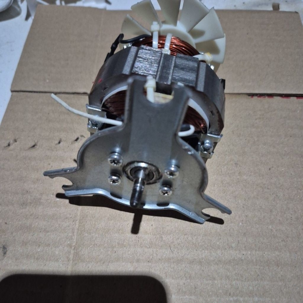 dinamo blender philip HR2106 ORIGINAL