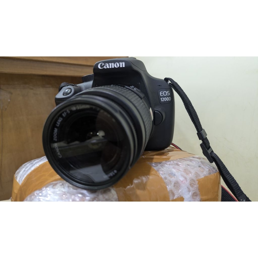 kamera Canon EOS 1200D