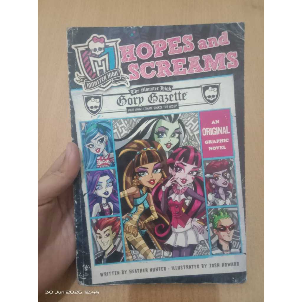 Buku Novel Grafis MONSTER HIGH HOPES AND SCREAMS - Impor English Inggris