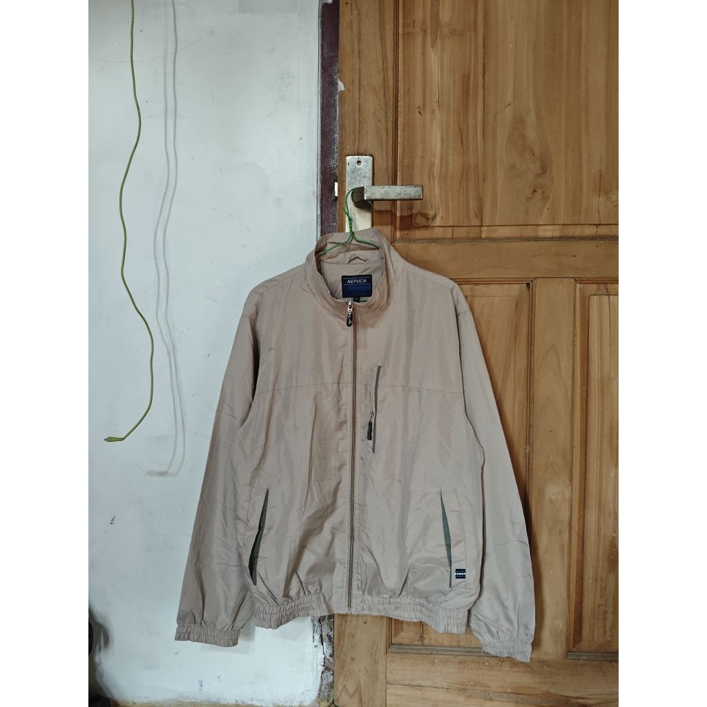 Windbreaker Nepuca