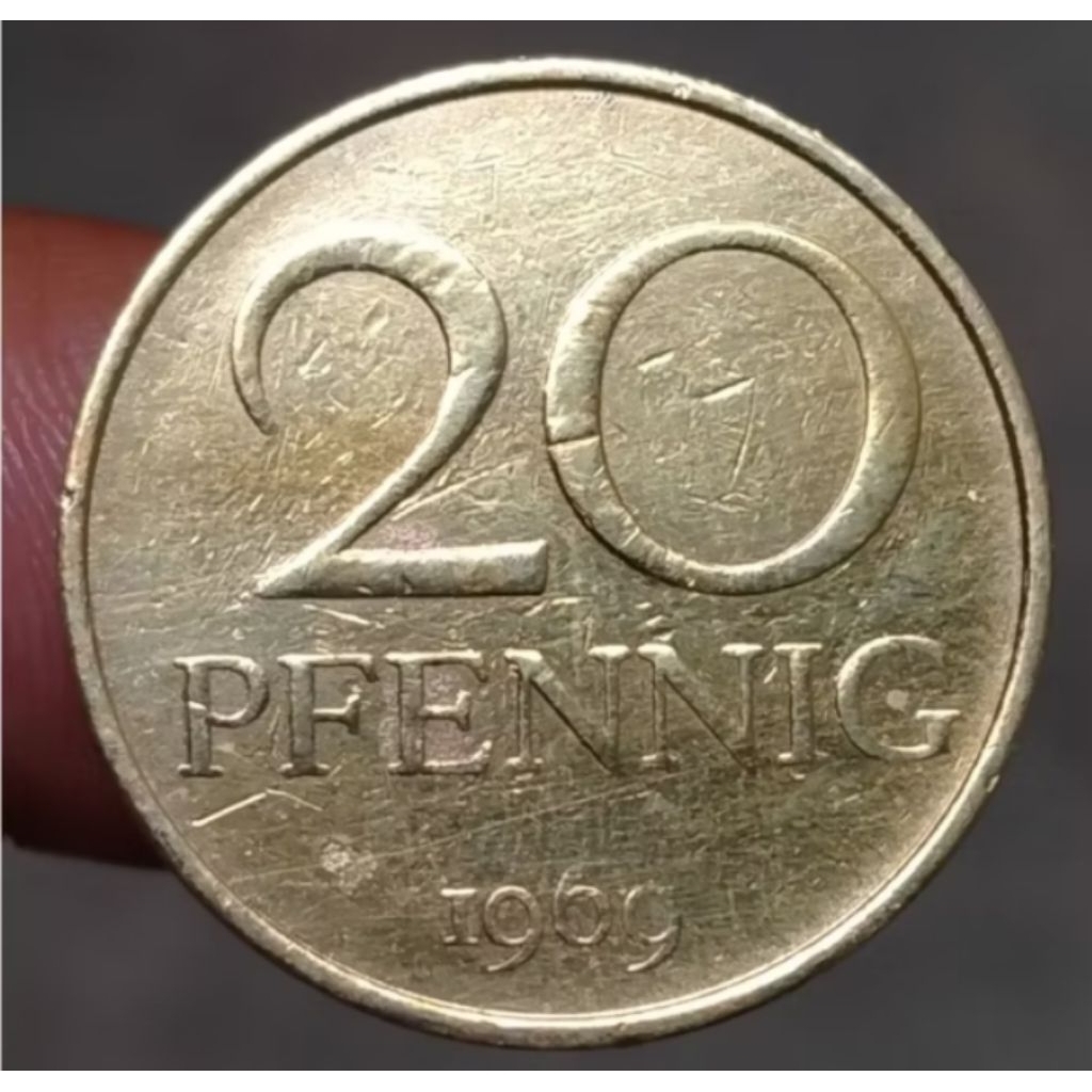 Uang Koin Kuno Jerman Timur 20 Pfennig tahun acak