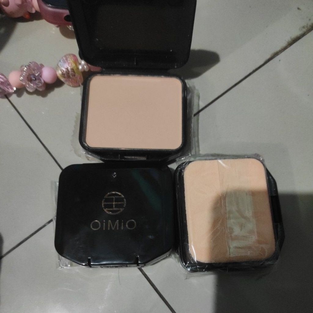 Refill bedak oimio