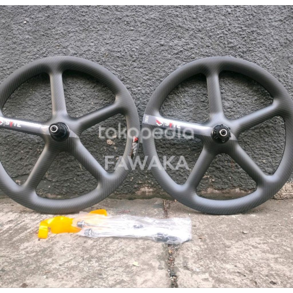 Wheelset 5 spoke carbon Syte 20 451 22inch disc brake