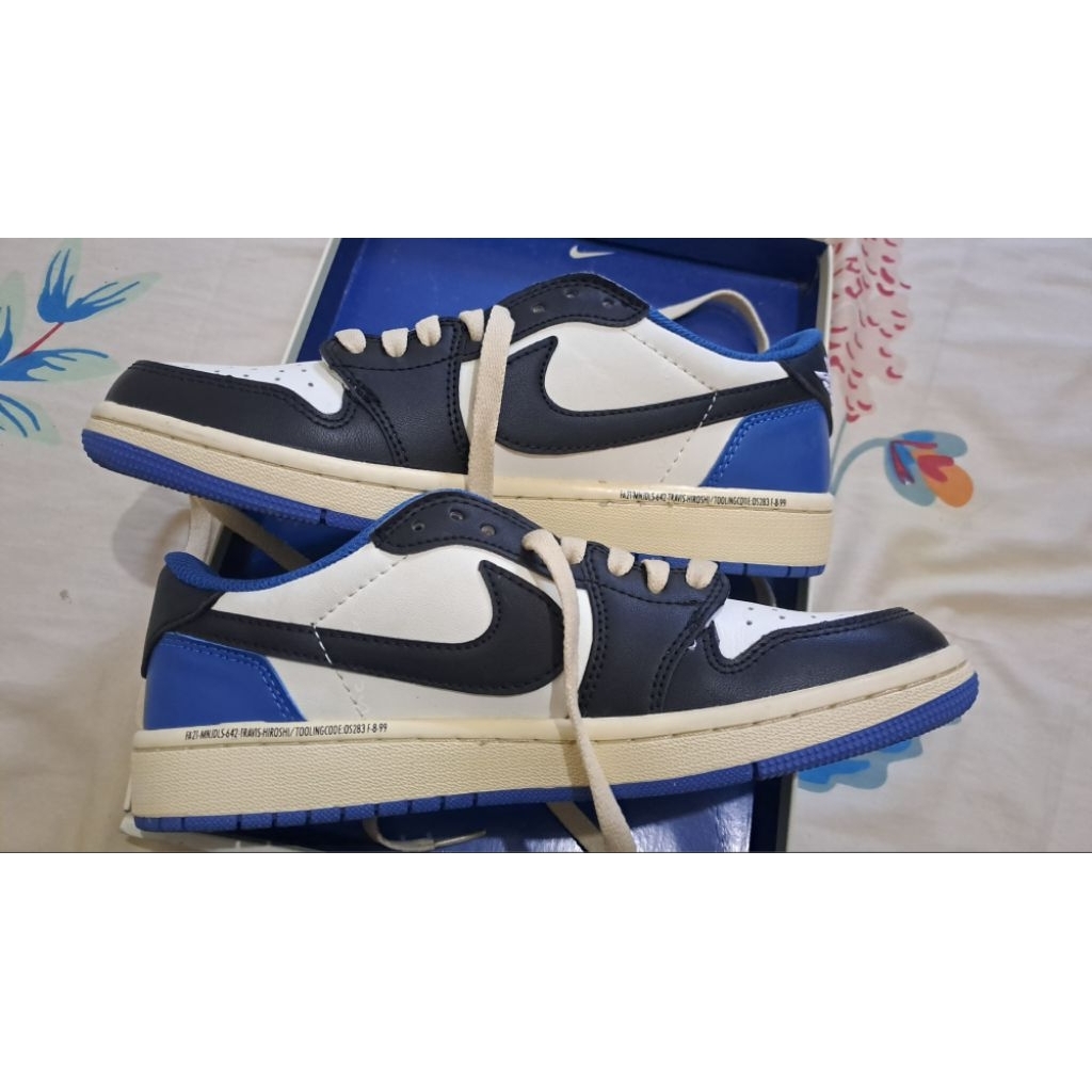 Nike Air Jordan 1 Low Fragment x Travis Scott