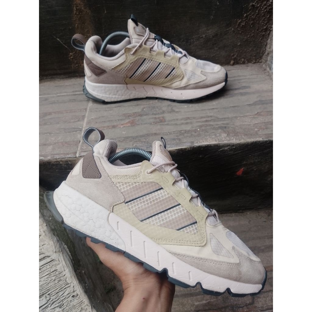 PRELOVED ADIDAS ZX 1K boots 2.0
