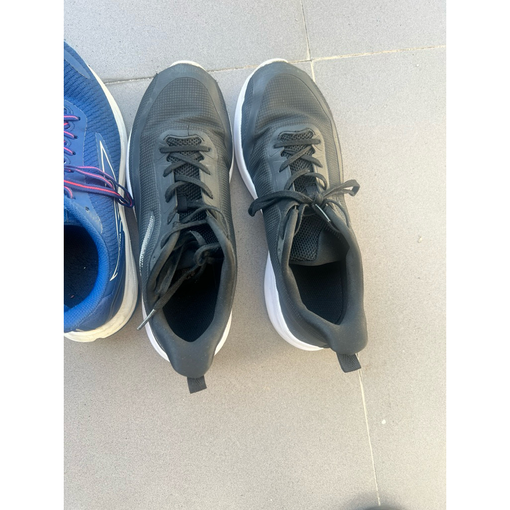 Sepatu Second Anta Running Hitam Size 39 Original 100%