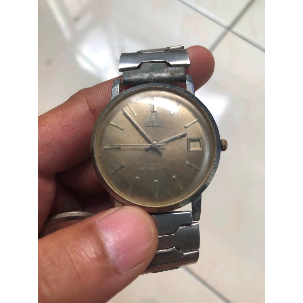 jam tangan titus
