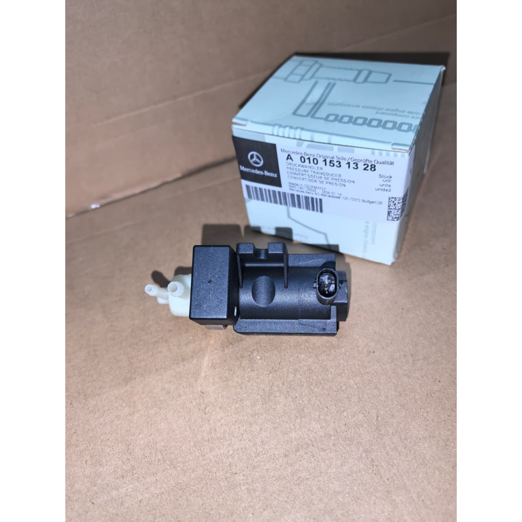 Solenoid Turbo Vacuum Valve Pressure Transducer Mercedes Benz A0101531328