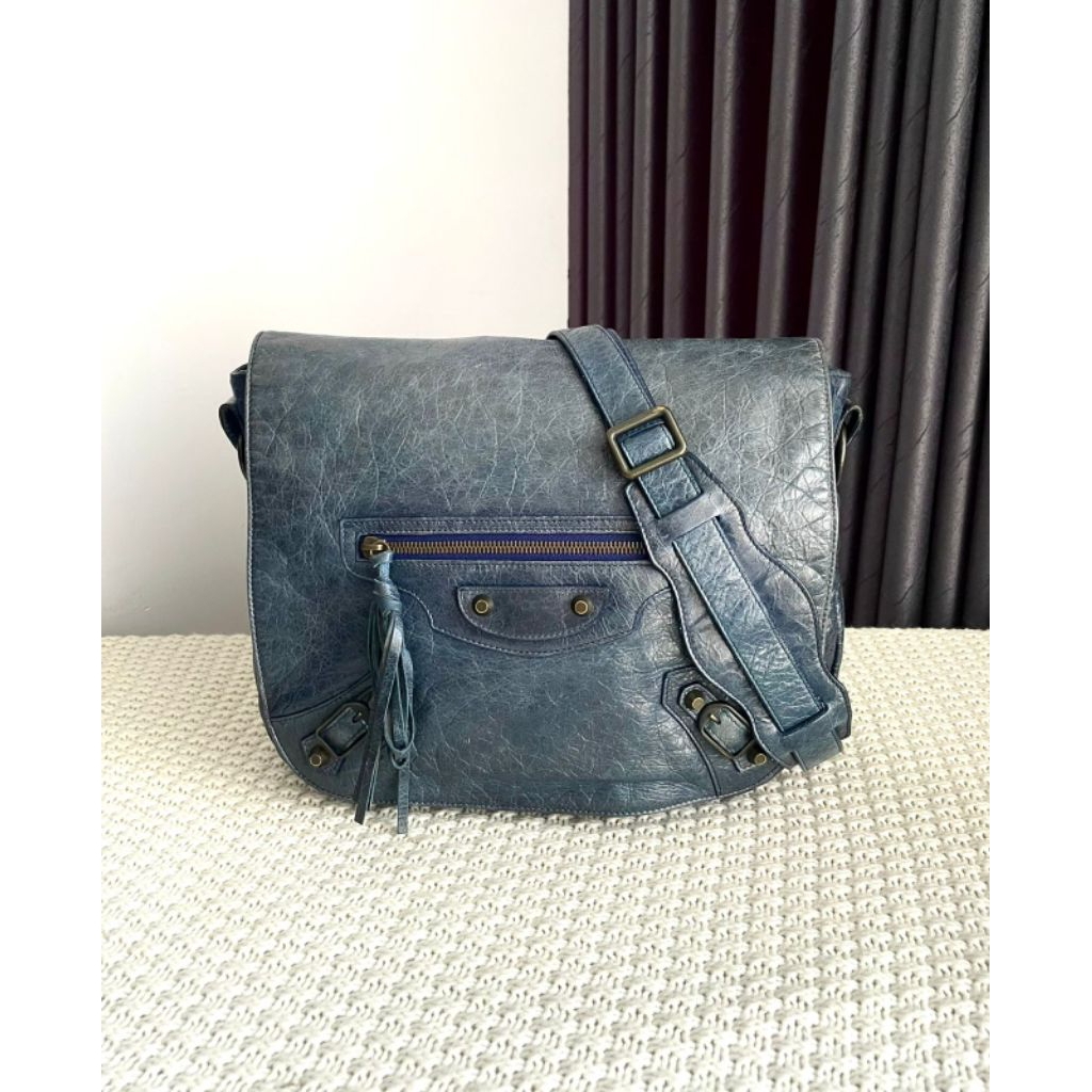 PL authentic Balenciaga sling tosca