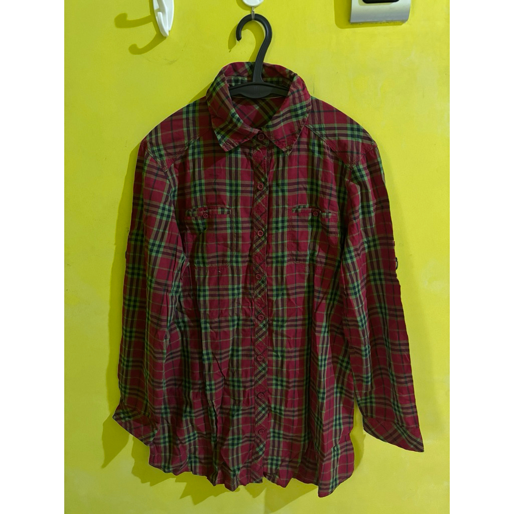 preloved kemeja Dust