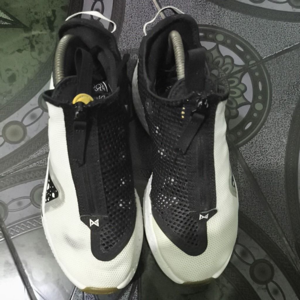sepatu basket nike pg 4 size 42 26,5 cm