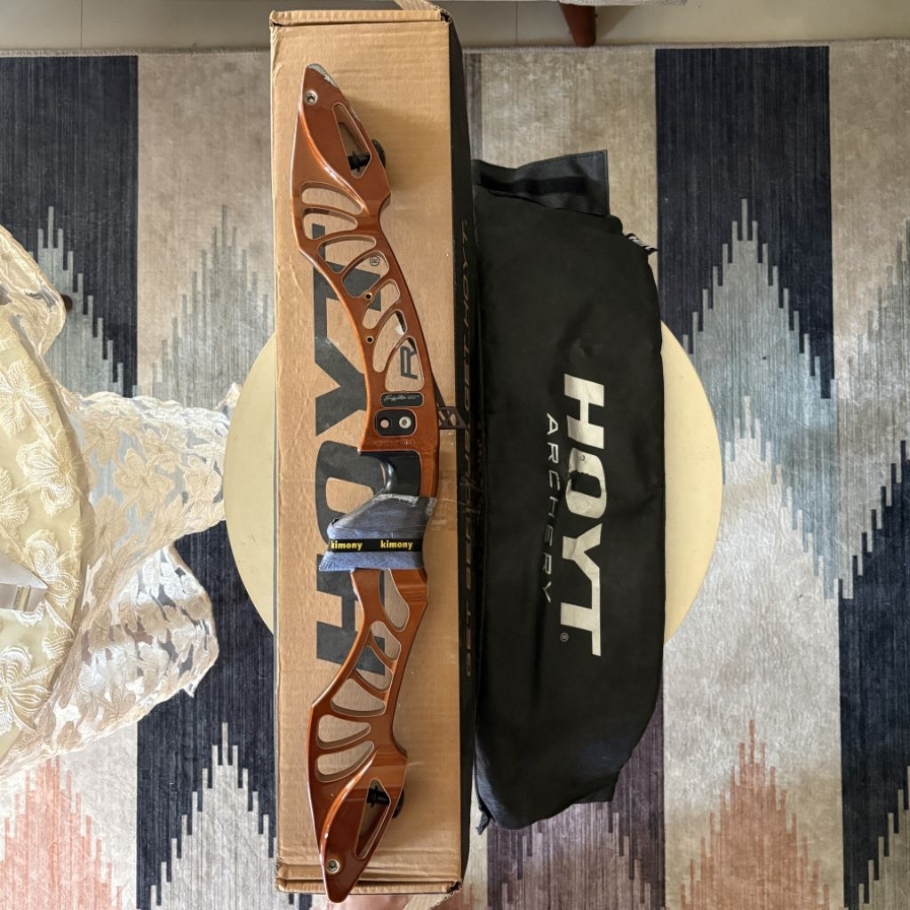 Hoyt Xceed Brady Ellison Series Riser Busur Panahan Recurve