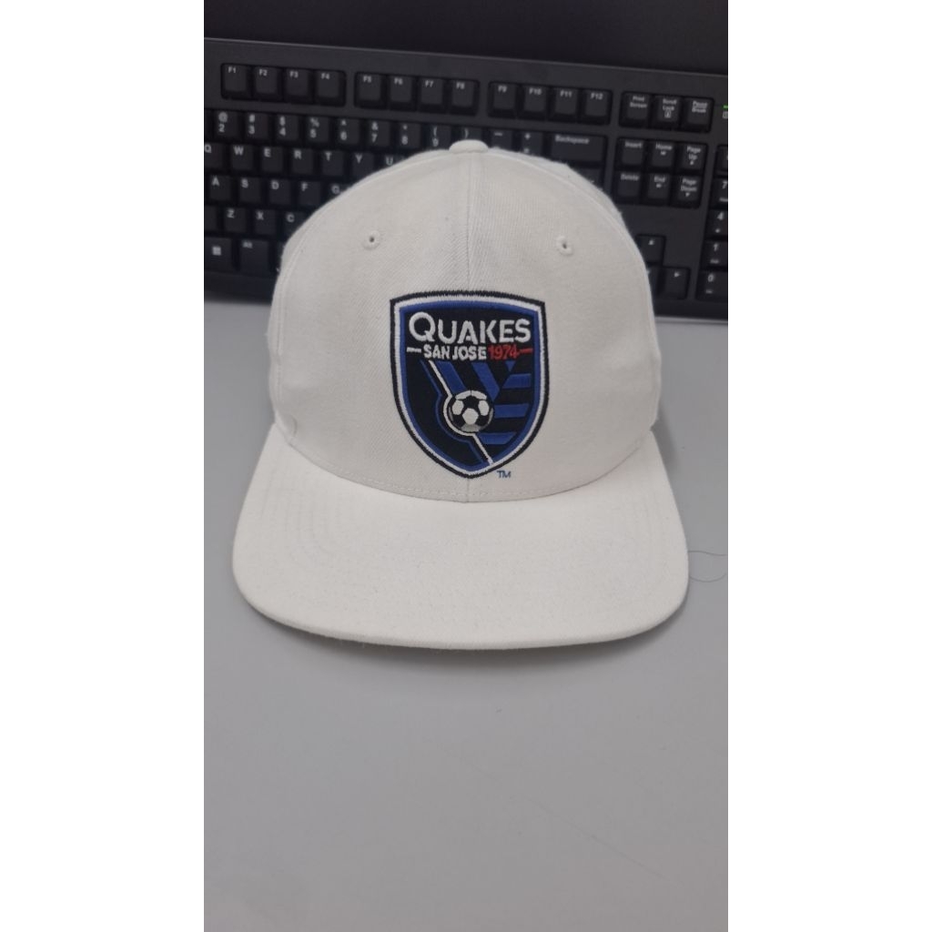 Topi Mitchell & ness second