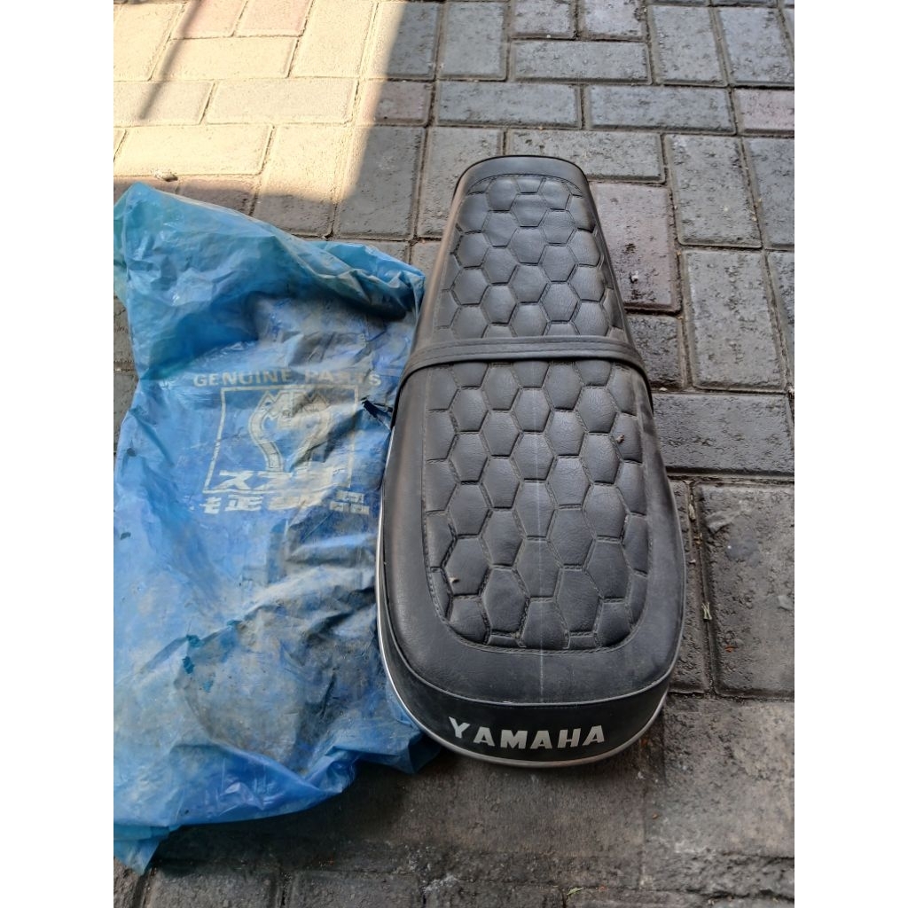 JOK ASSY YAMAHA RS100 BARU STOK LAMA MERK OMEGA