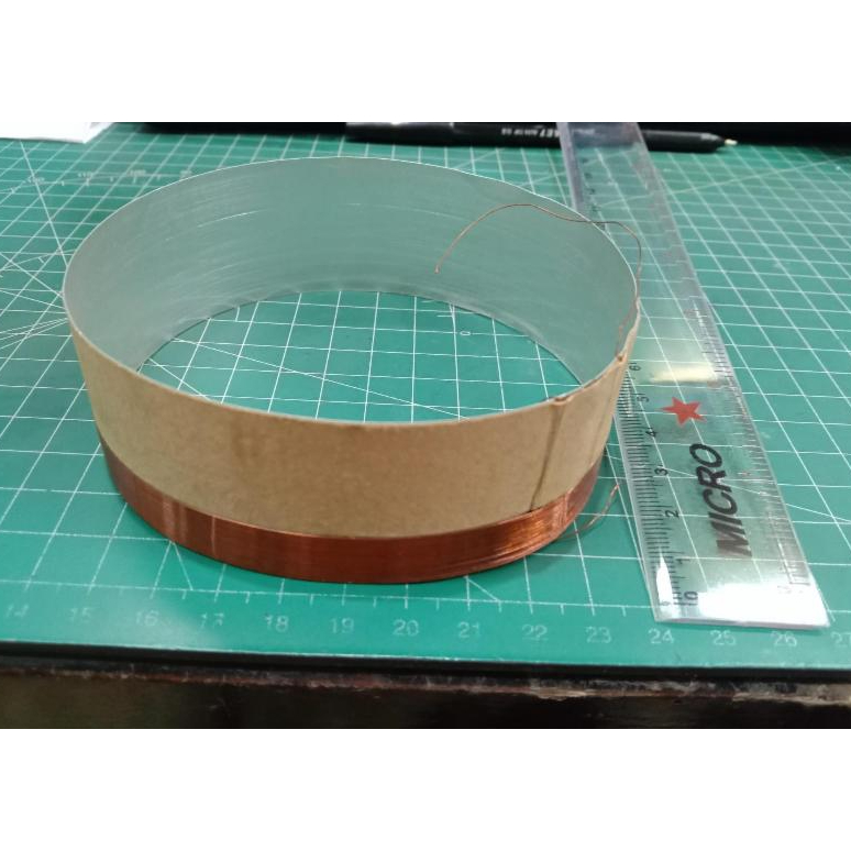 SPOOL SPEAKER 18" BW