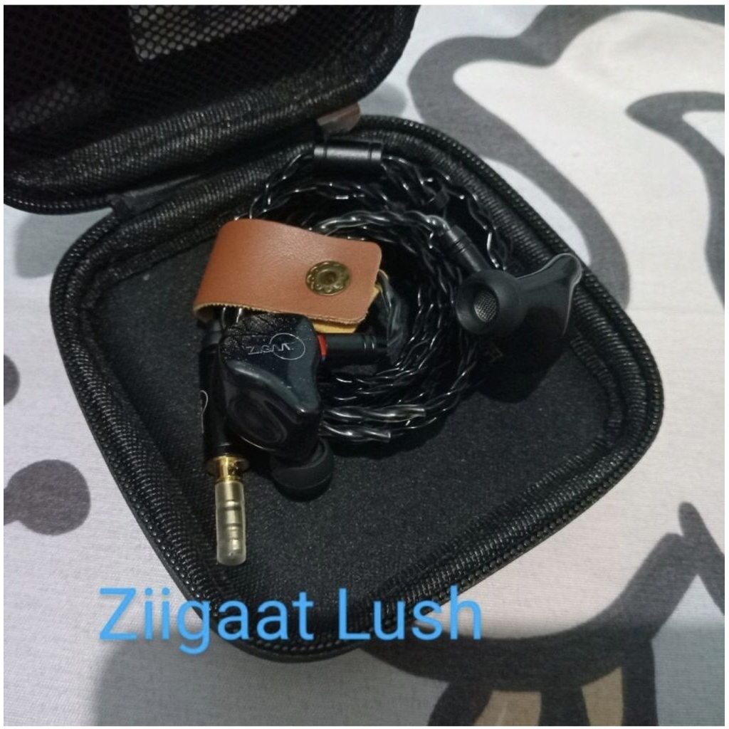 Preloved IEM Ziigaat Lush