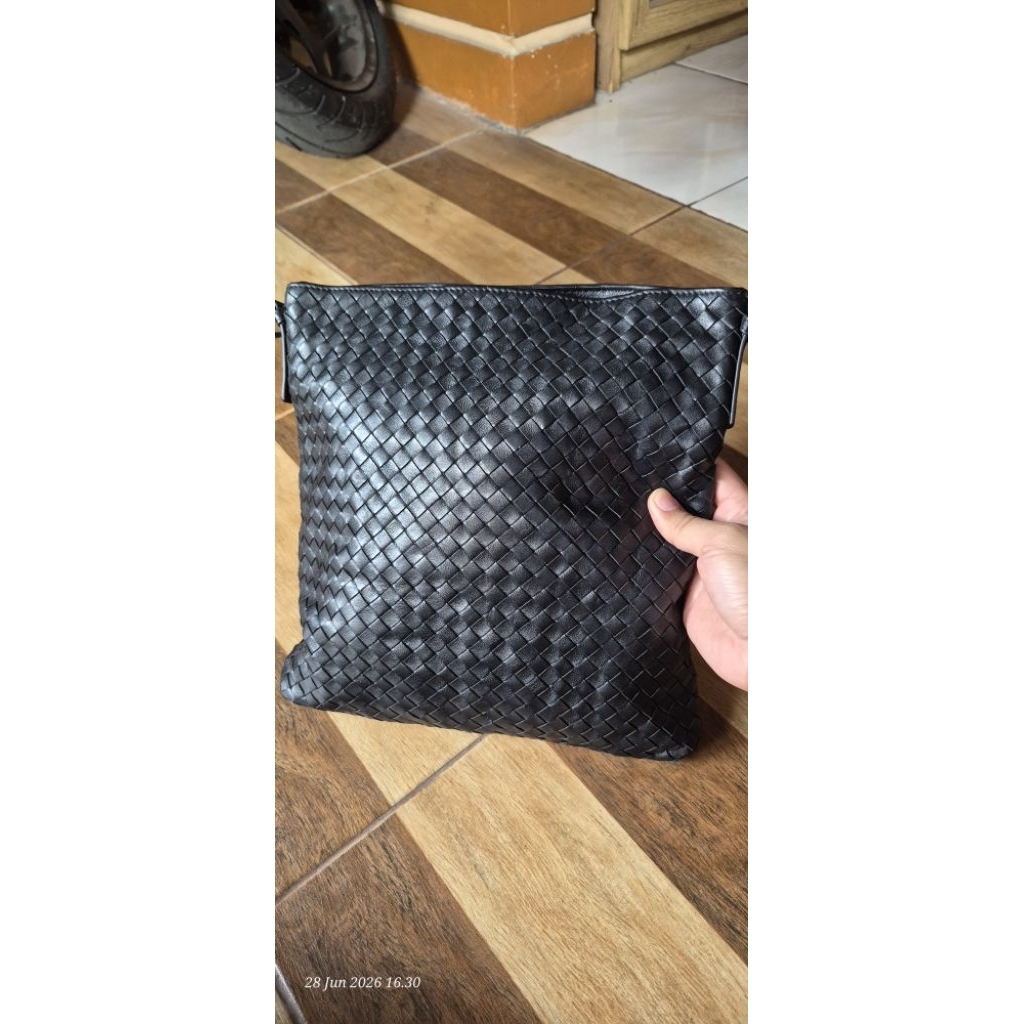 Second Branded Bottega Veneta
