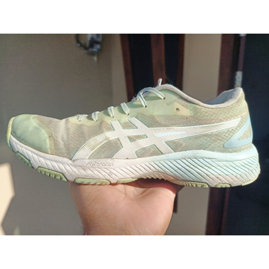 Sepatu Asics Voli Second