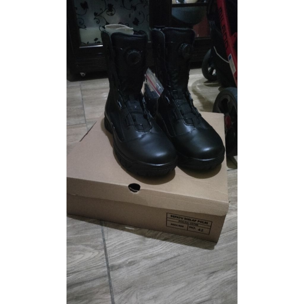 sepatu pdl jatah polri jatim ukuran 42