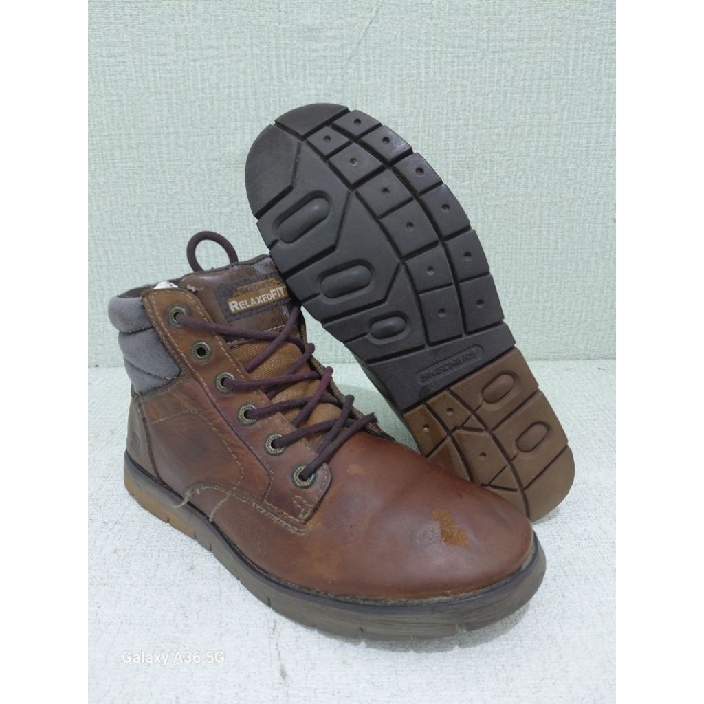 Skechers boot tipe relaxed fitsize 44 insole 28 cm