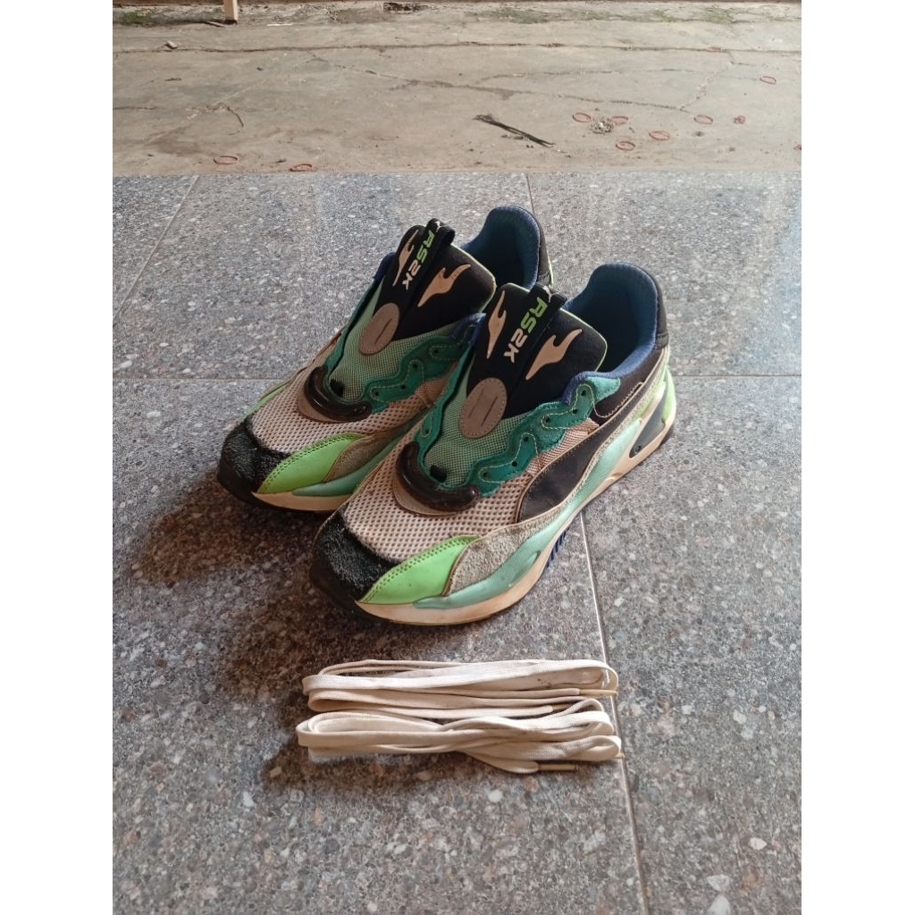 Sepatu Puma RS2K