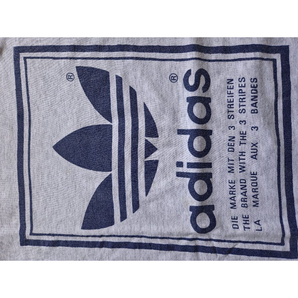 Kaos Vintage Adidas Trefoil