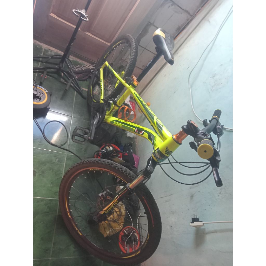 Sepeda Gunung MTB Atlantis 24inc 2025 bekas Malang Raya