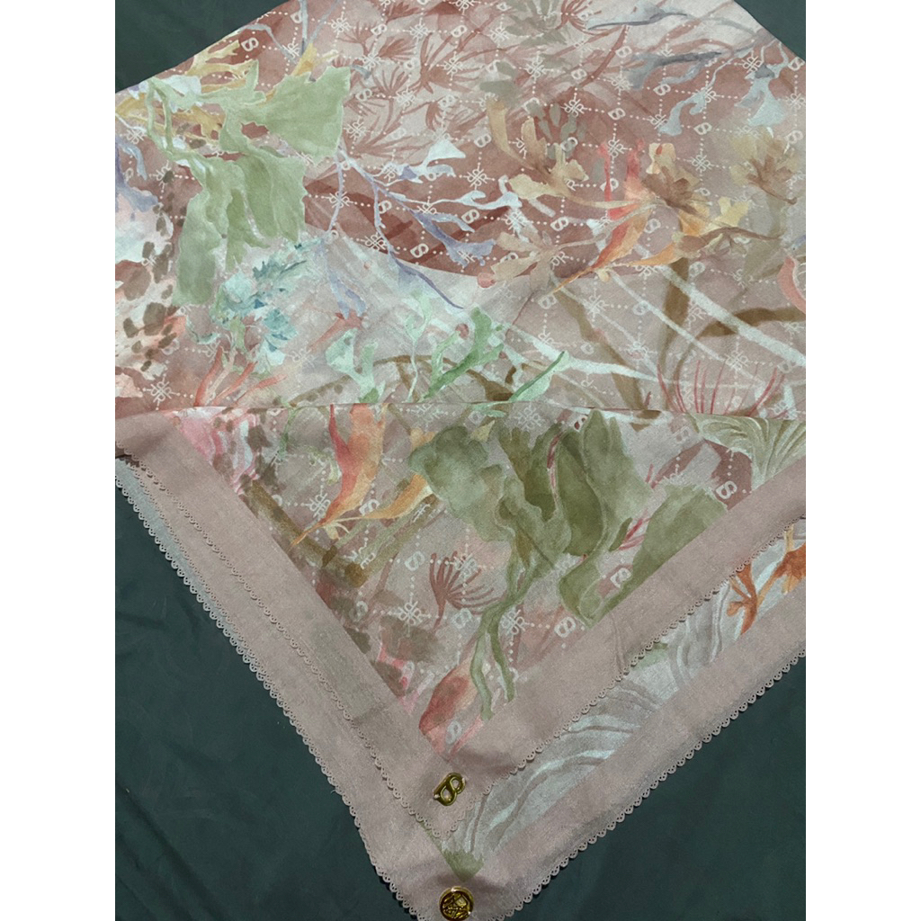Preloved Buttonscarves Xanadu Taffy