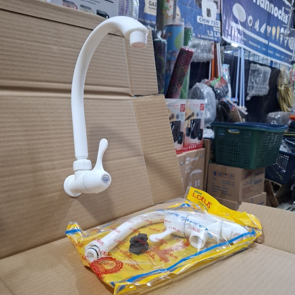 KRAN ANGSA PLASTIK / KRAN CUCI PIRING /KRAN WESTAFLE PLASTIK