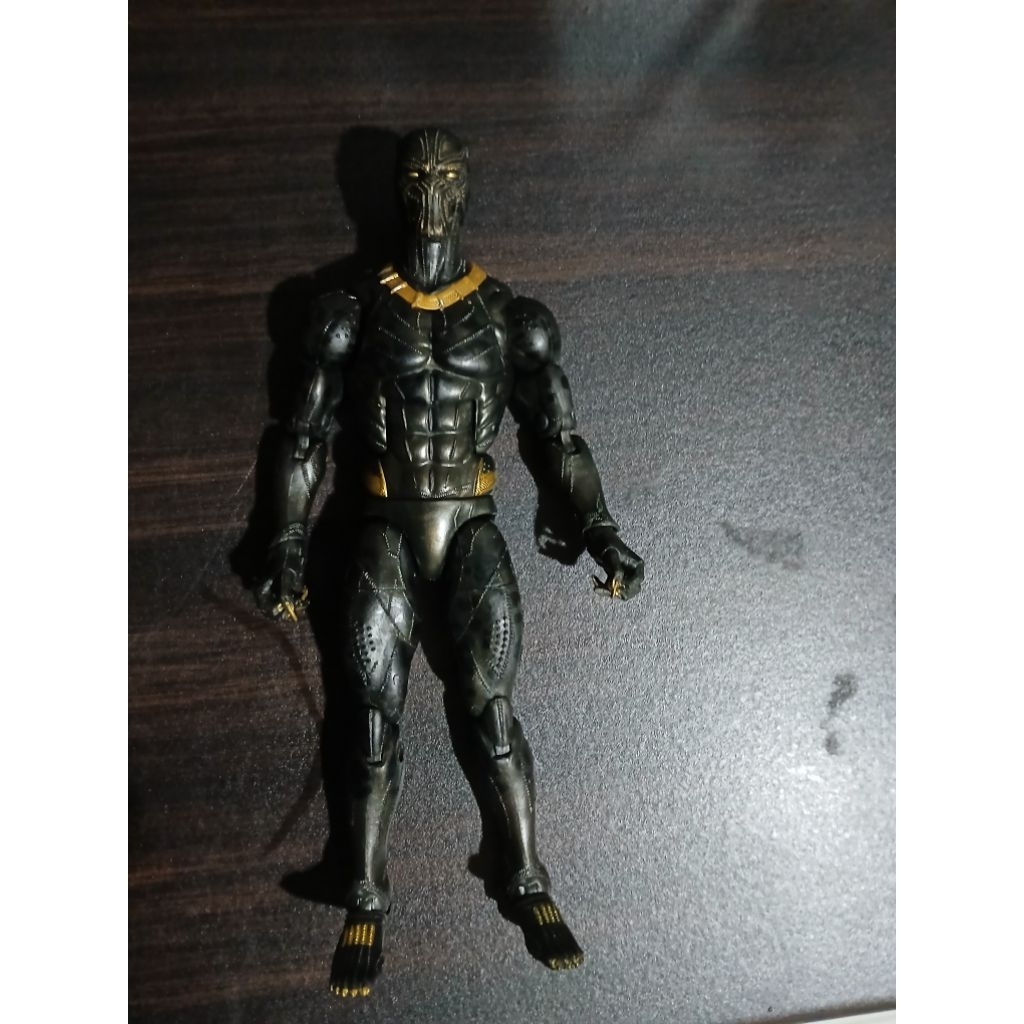 figure marvel legends killmonger