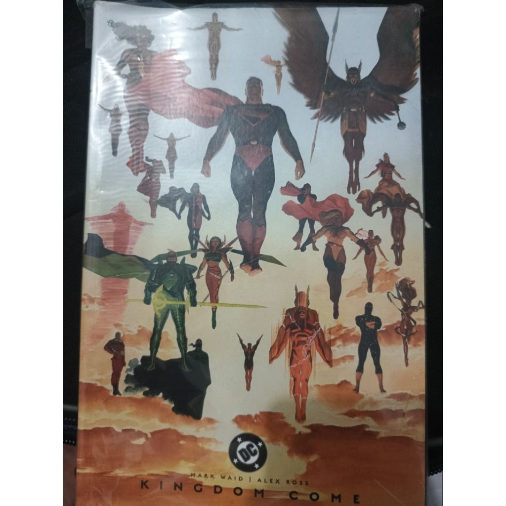 Komik DC Kingdom Come Kolpri