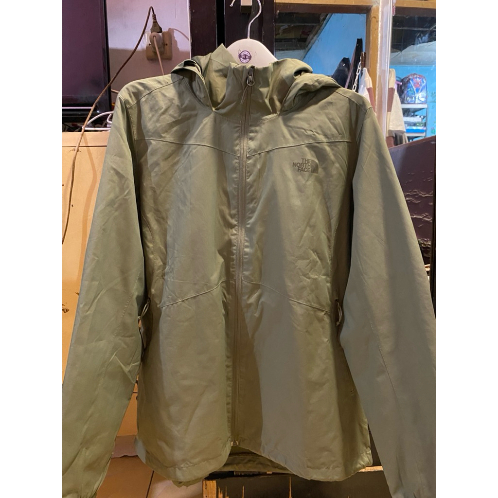 (BACA DESKRIPSI) Preloved Jaket Outdoor TNF