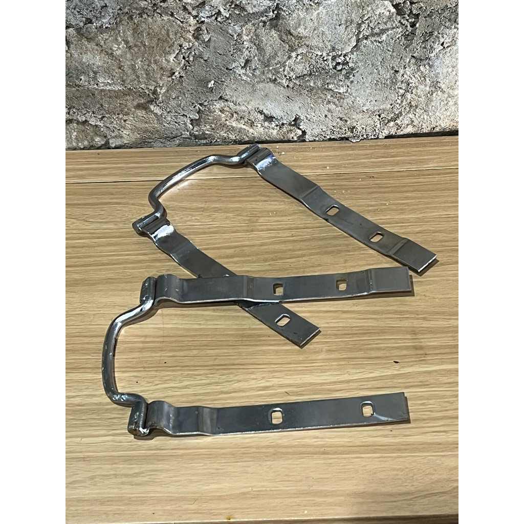 PEGANGAN BRACKET BEHEL JOK NOS BELAKANG VESPA P SERIES P150X PX150E P150XE P150S P150SE EXCEL DSB