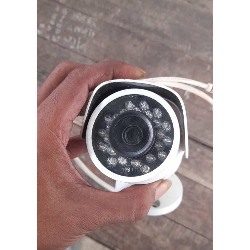 CCTV BEKAS Rusak cocok untuk hiasan rumah