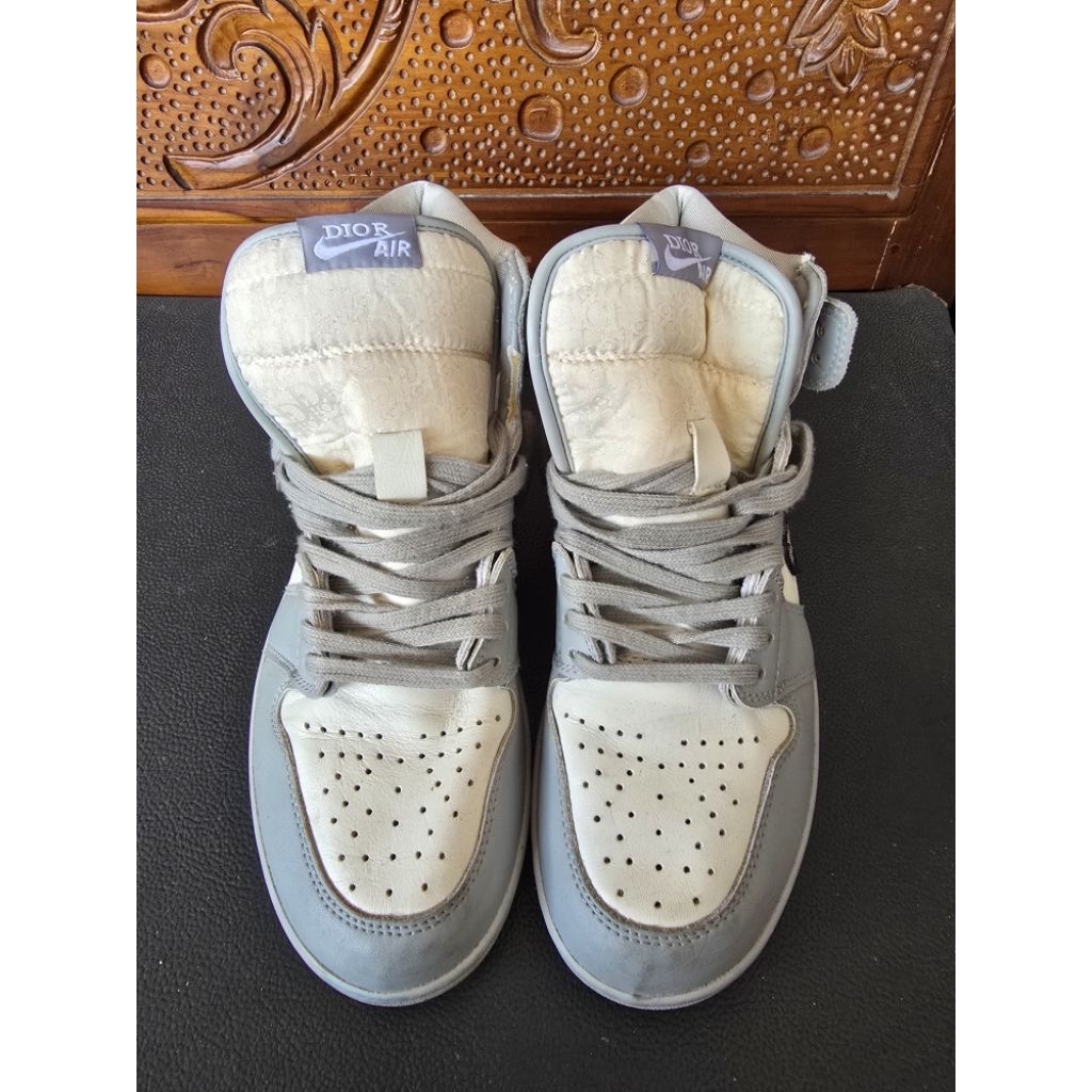 preloved sepatu Air Jordan 1 Retro High Dior