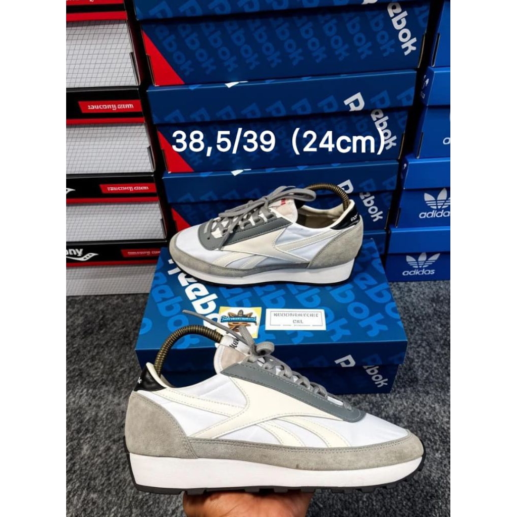 REEBOK AZTEC