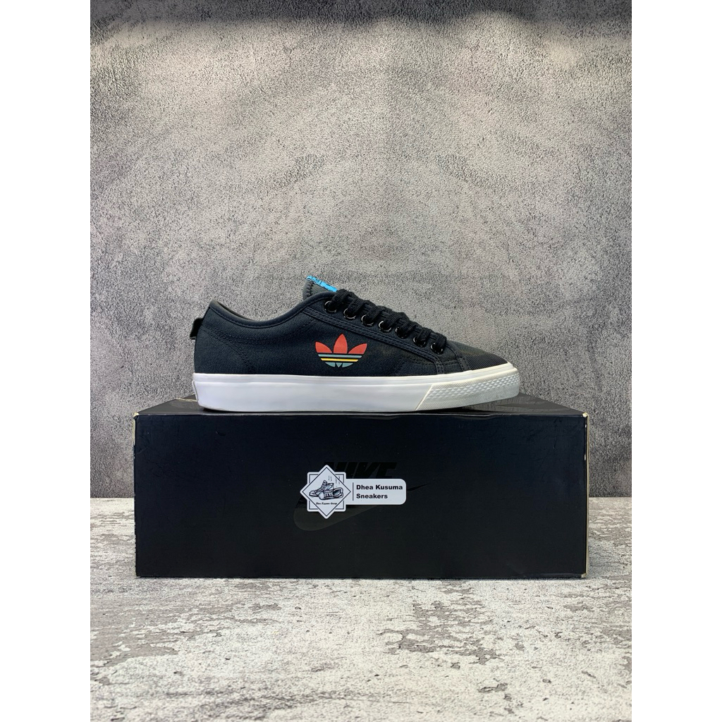 Sepatu Second Casual  Adidas Nizza Trefoil Multi Size 40 2/3 insole 25,5 cm Original Guarantee