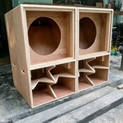 BOX CBS NOGOSARI 18 INCHI