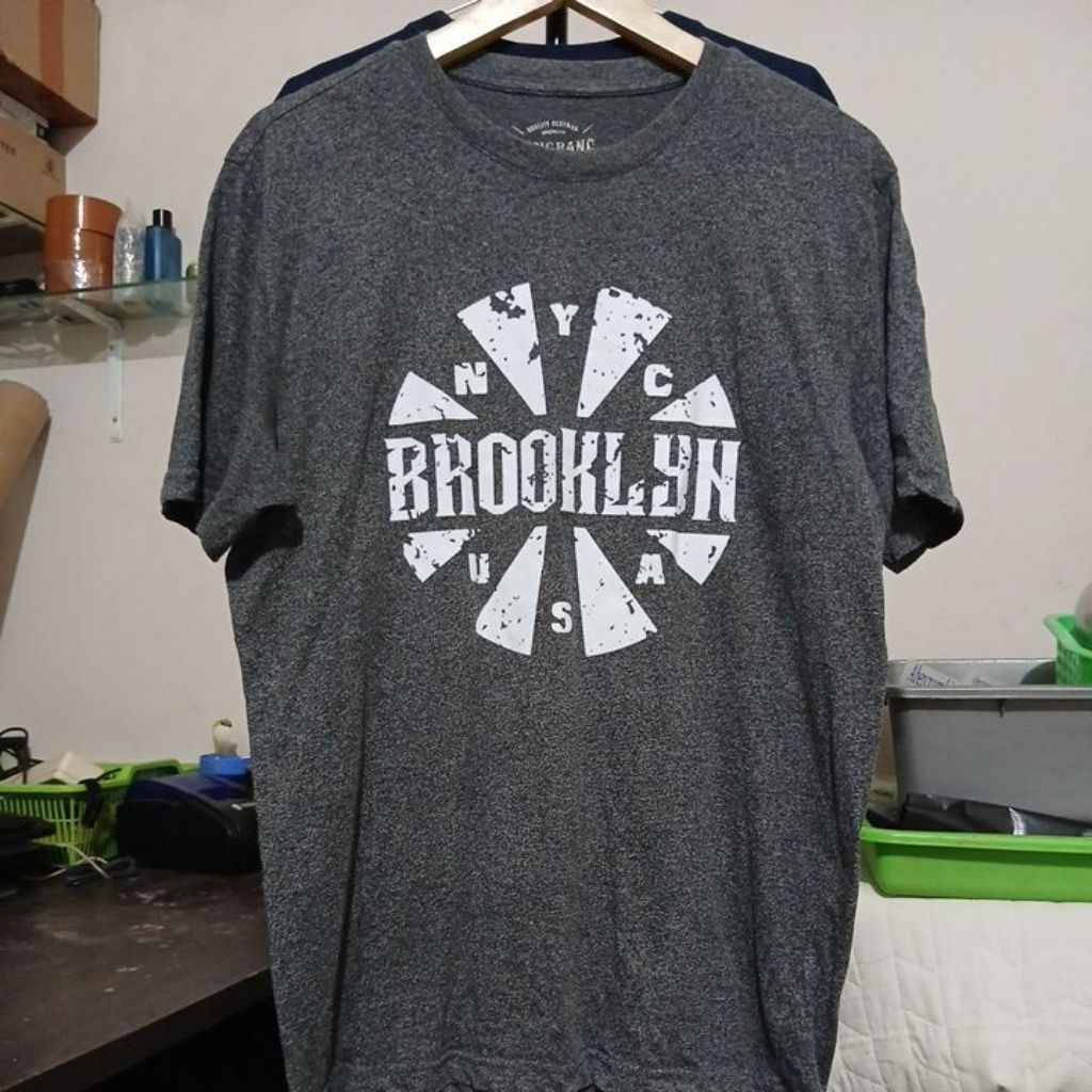 Kaos oblong bahan katun dry fit lembut warna abu kerah kencang BANGBANG JEANS second Original size L