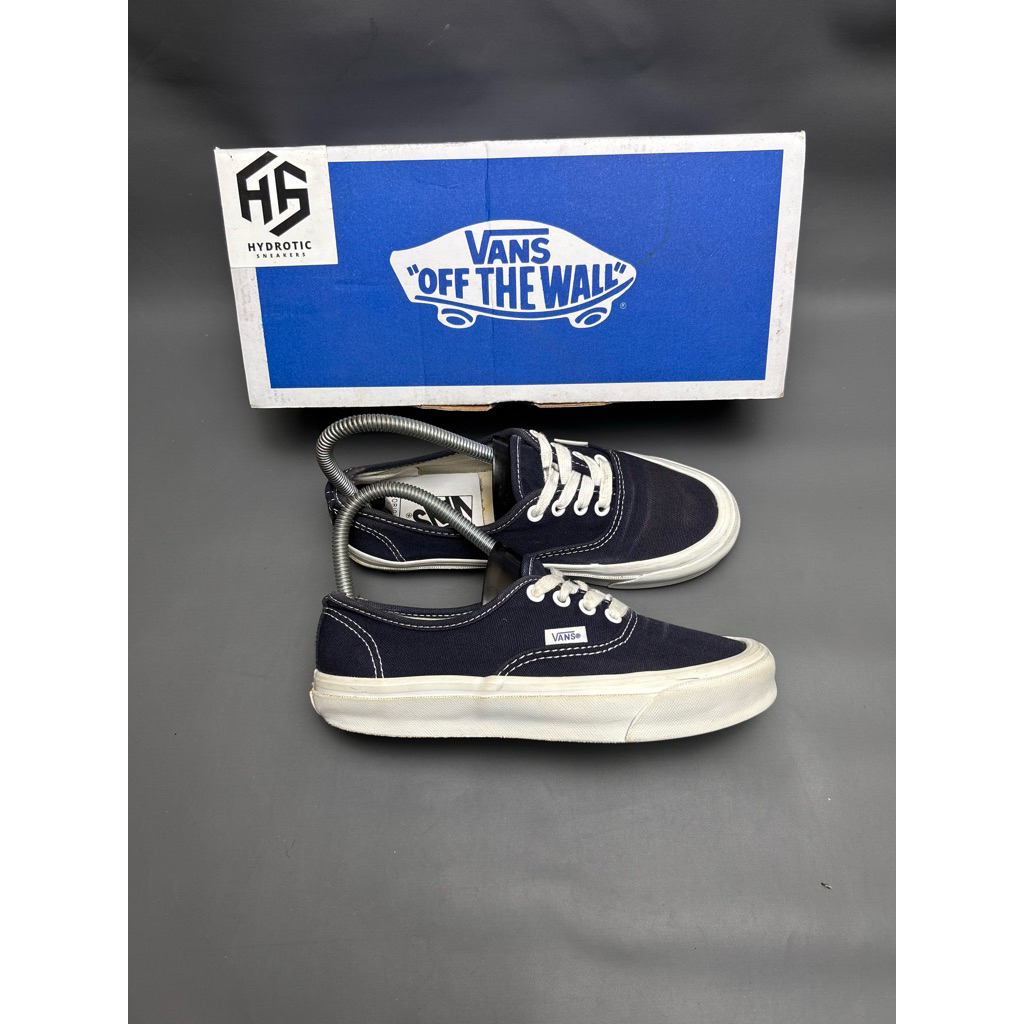 Vans Authentic Vaul OG Navy.