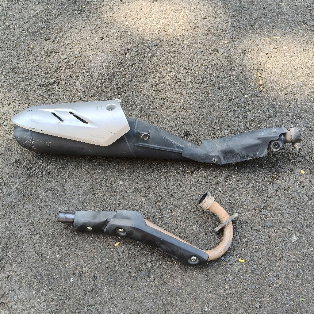 Knalpot CRF 150L Standar (bekas)