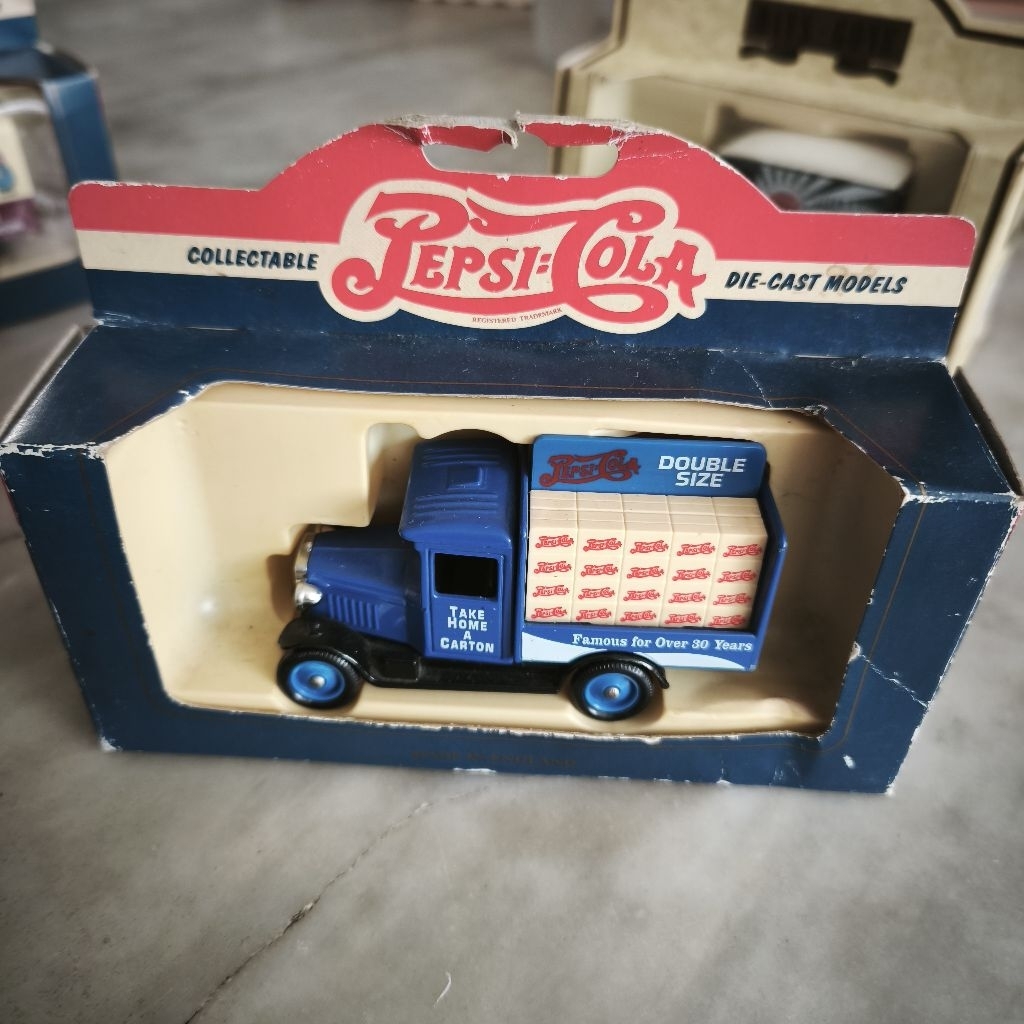 LLEDO 1/76 Chevrolet Delivery Van Pepsi Cola